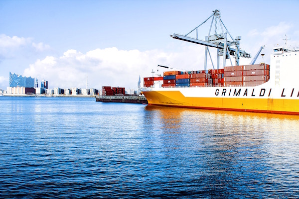 ship loaded with shipping containers