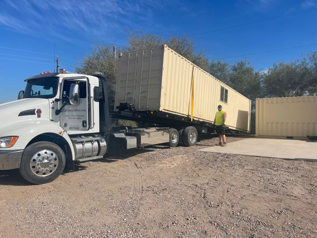 Get Simple Box Customer Service People with Container in Ellensburg Washington