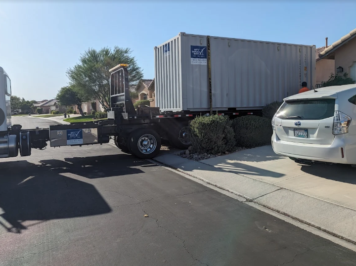 Get Simple Box in Palm Springs local delivery experts delivering a container in the blank neighborhood