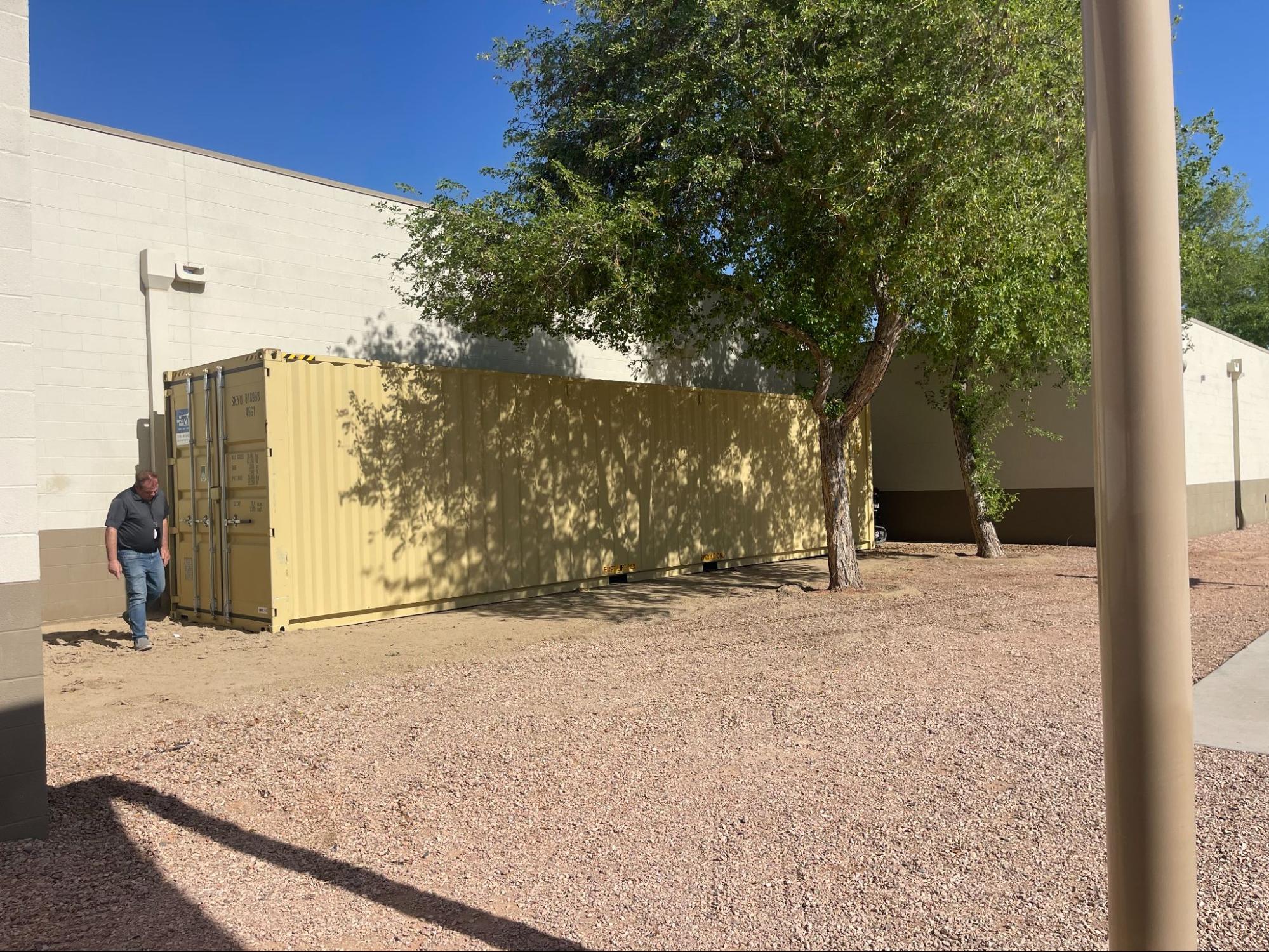 Container rental for home remodeling in Peoria, AZ with delivery tips for HOAs, driveways, and placement from Get Simple Box