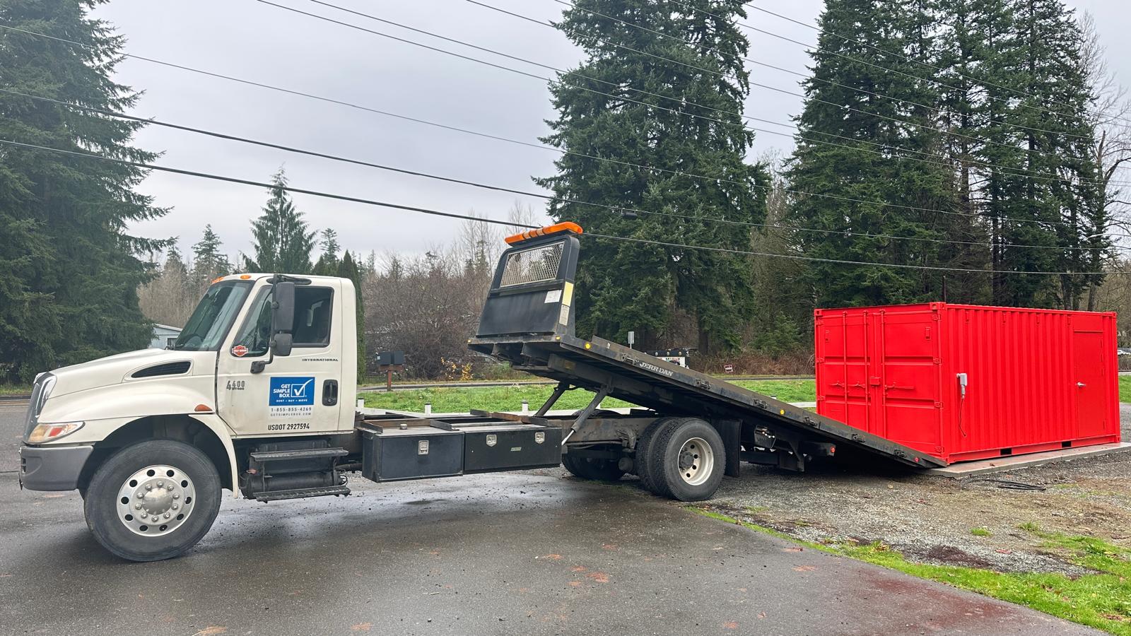 Get Simple Box delivery truck leaving the yard in Stanwood to deliver through Everett, Lynnwood, and into North King County.