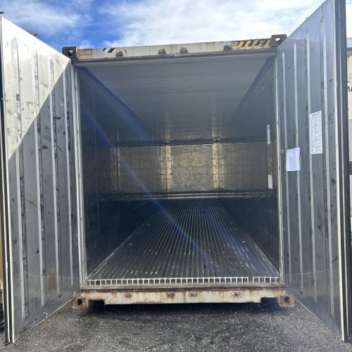 Insulated 40 ft shipping container with Get Simple Box